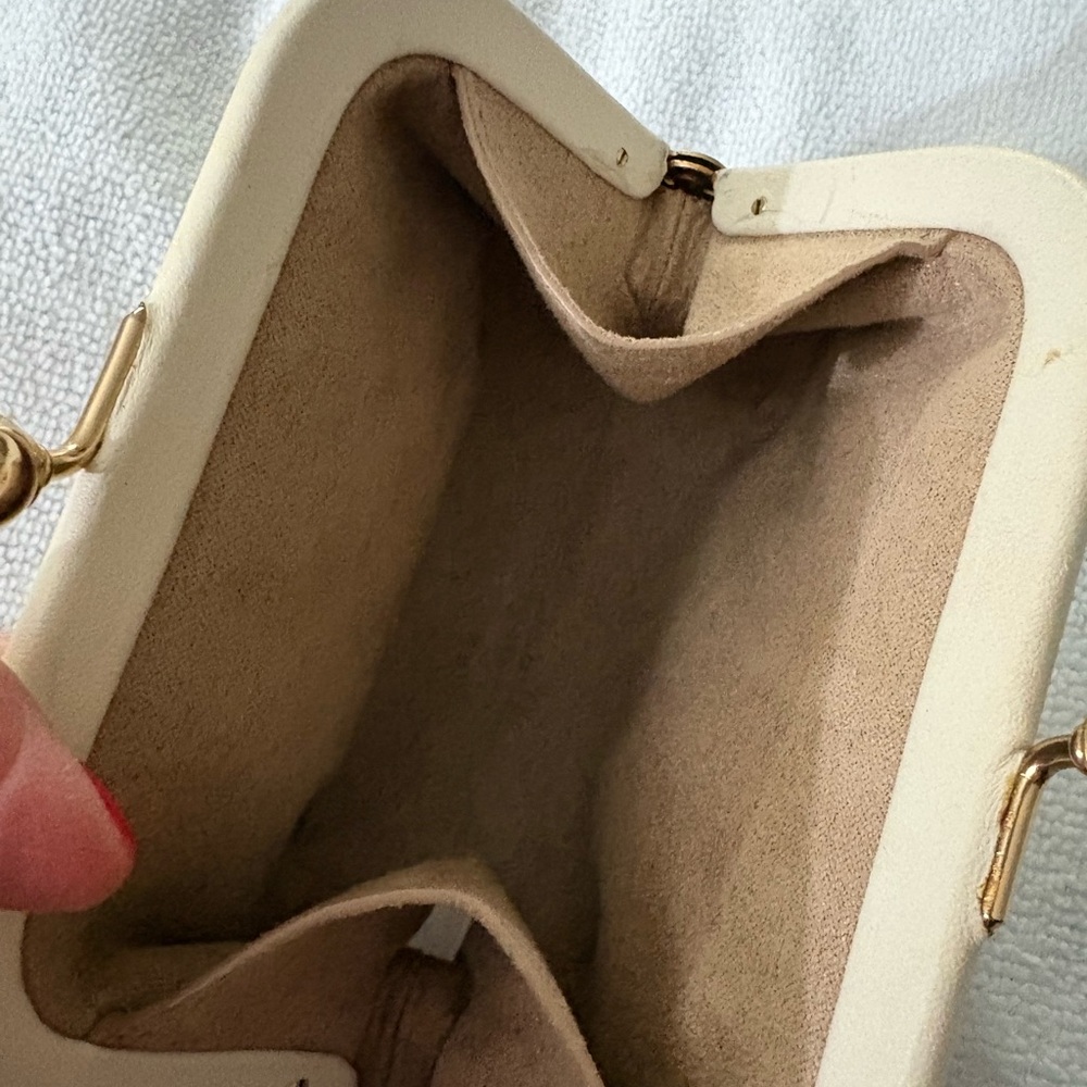 Coach Beige Nora Kiss lock Card/ Coin-case Signature Canvas - Picture 5 of 9